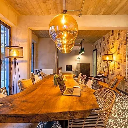 Parrot Hotel Istanbul