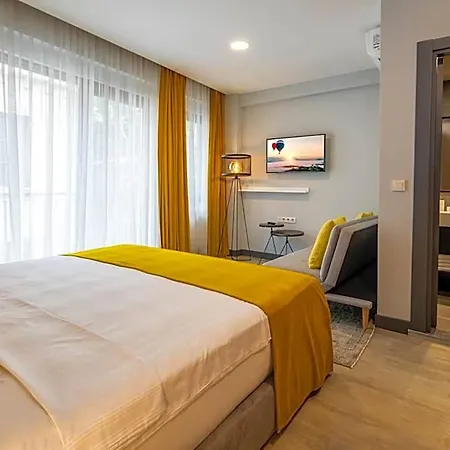 Parrot Hotel Istanbul