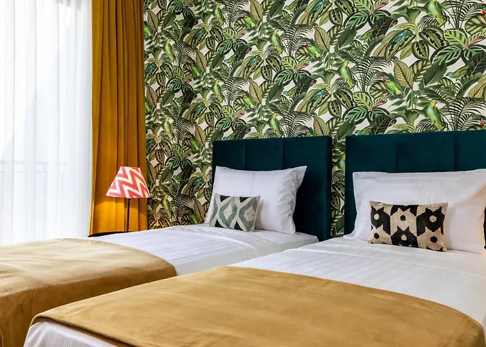 Parrot 3* Стамбул